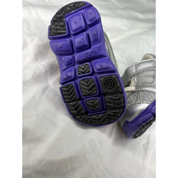 Baby 3c Nike purple shoes - Picture 4 of 8